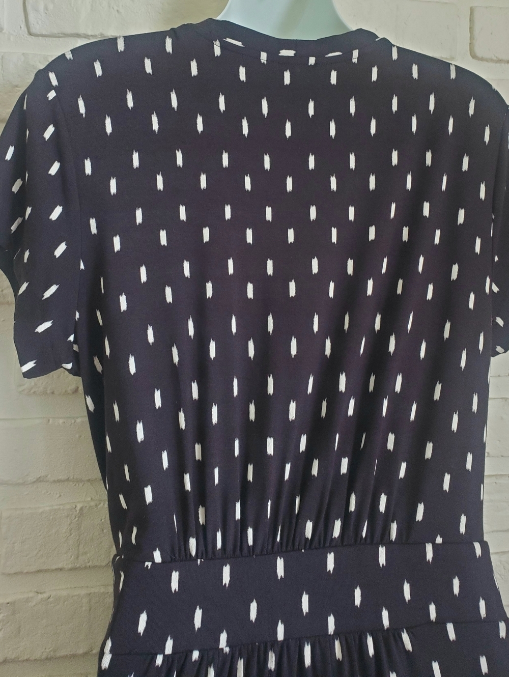 Ann Taylor Midi Wrap Dress Black And White Print Short Sleeves Size 8 - Picture 11 of 15